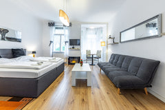 Christiano Apartments Family - Located 2.2 km from Schönbrunn Zoo, 3.3 km from S Vienna, Austria Villa - Schönbrunn Entire villa vacation rental 24071622