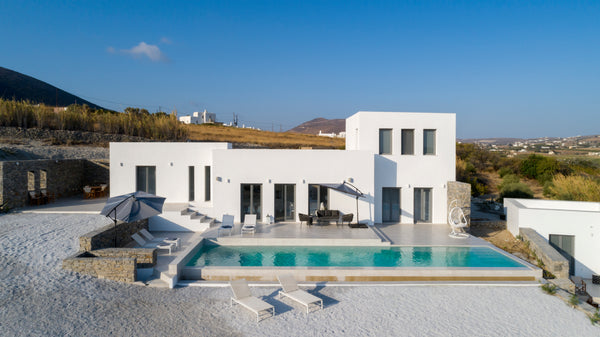 A modern, luxurious newly built 220sqm villa in a plot of 2000sqm, only 2 km fro Paros, Greece Agathee Cactus 4 bedroom villa Entire villa vacation rental 39608045