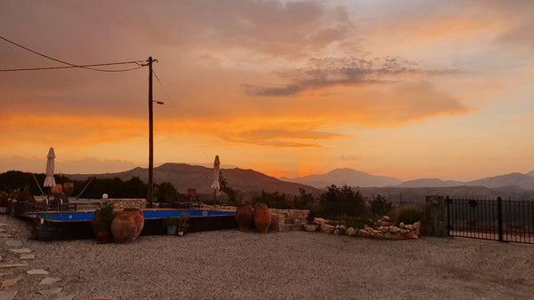 In KASTELLOS: Selene is one of the three bungalows of 