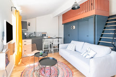 Located in one of the most emblematic districts of Lyon, the Grand Dupont enjoys Lyon, France Dify Grand Dupont - Quartier Croix Rousse Entire rental unit vacation rental 665672012791327834