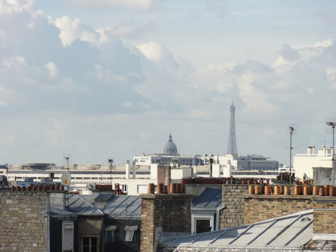 Beautiful modern apartment with Eiffel Tower view. Near Bois de Vincennes, Metro Paris, France Modern flat  Eiffel Tower View Entire rental unit vacation rental 5020554