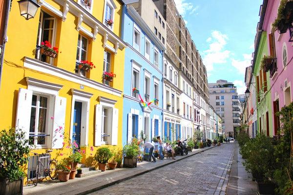 Studio de 20 m2 <br /><br />Le studio se trouve en rez-de-chaussée dans une rue  Paris, France charmant studio/ rue mignonne Entire rental unit vacation rental 9656400