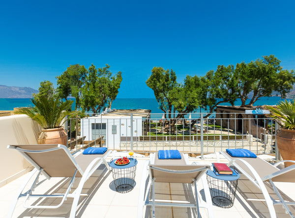 Villa Estia is a stylish, seafront villa with a private pool and an outdoor hydr  Magnificent Seafront Villa★Private Pool★Sea View Entire home vacation rental 18216583