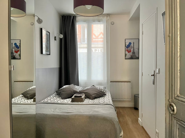 Fully equipped studio, flat screen TV, kitchen, bathroom, toilets and a real bed Paris, France Fully equipped studio ! Entire rental unit vacation rental 12893714