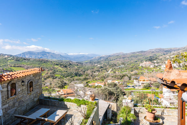 Katrina’s Stone House is located on a small hill at Spili village and offers spe  Katrina's Stone House with Breathtaking View Entire home vacation rental 26143395
