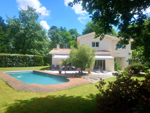 Big family home with 5 rooms ( 3 double beds and 2x2 single beds), 4 bathrooms,  Saint-Médard-en-Jalles, France Villa near Bordeaux with pool Entire home vacation rental 6518154