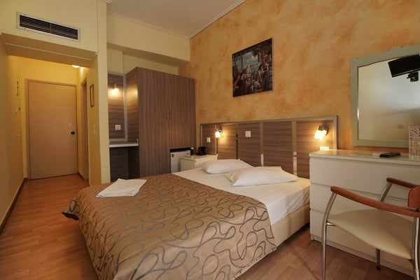 <b>License number</b><br />0206Κ013Α0023400 GR Double room with city view Room in hotel vacation rental 616614487138754552