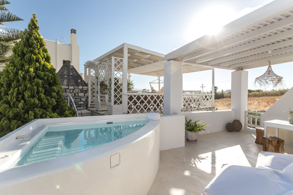 Effortlessly chic and unpretentious, the Aeolos is a complex of two just refurbi Greece Grand Deluxe Suite outdoor Spa/Aeolos Villas Naxos Entire serviced apartment vacation rental 2544879