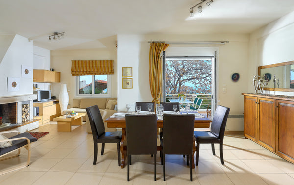 A private, spacious and fully equipped villa, personally decorated by the owners Heraklion, Greece Private villa with amazing view and shared pool Entire villa vacation rental 13017121