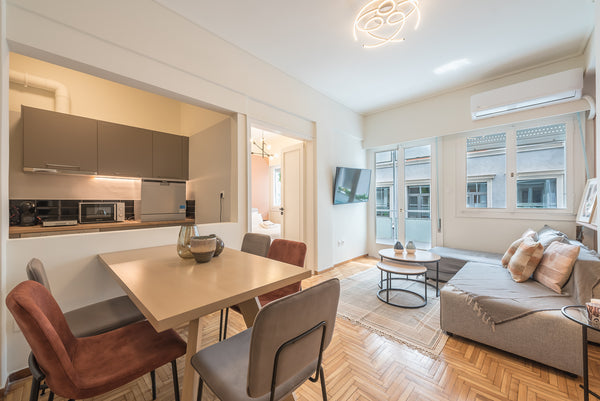 This 3 Bedroom Apartment is a brand new design apartment in Syntagma .It is loca Athens, Greece Veni Brand New Petraki 3Bdr Apt Entire rental unit vacation rental 593231936879652552