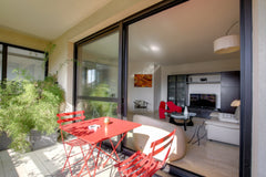 Modern and spacious apartment with a shady and green balcony, overlooking a larg Lyon, France Modern apartment in the Croix-Rousse Entire rental unit vacation rental 44416034