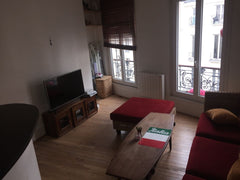 Mon appartement est très lumineux et bien agencé, il est situé en plein centre d Saint-Cyr-au-Mont-d'Or, France In heart of Paris, Perfect appart' Entire rental unit vacation rental 9447588