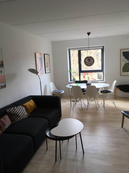 Spacious and newly renovated apartment with all modern utilities located in a ch Copenhagen, Denmark Modern apartment with balcony close to city center Entire rental unit vacation rental 42545127