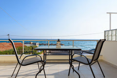 This budget studio with sea view is located on the first floor.  It is a nice be  Coral Sea Studio Entire rental unit vacation rental 33544762