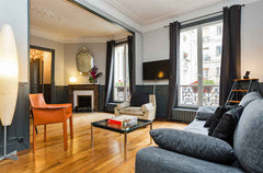 Live like a Parisian in a classical, spacious and sunny Parisian apartment locat Paris, France Live Like A Parisian,Superb Apt,Great Neighborhood Entire rental unit vacation rental 18526310