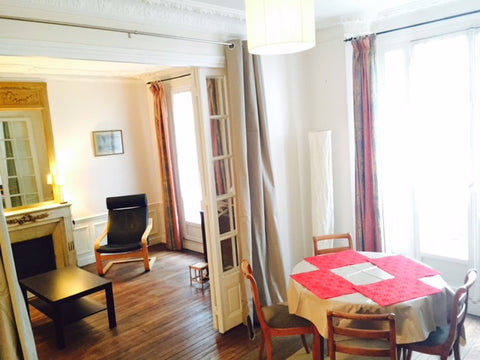 60 SqM. at 2nd floor is suitable for 2 but possible for 4 In a Hausmannian build Paris, France Typical flat paris- close Monceau Entire rental unit vacation rental 4956549