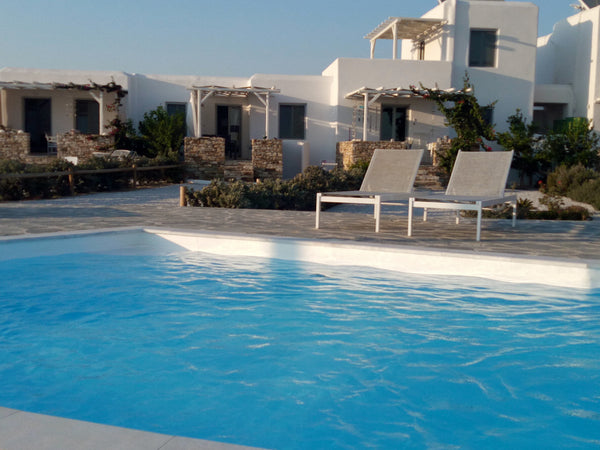 New Modern Cycladic apartment for 4 people, suitable for families with 1-2 child Milan, Italy Plaka Sunset Apartment Naxos Entire rental unit vacation rental 17681420