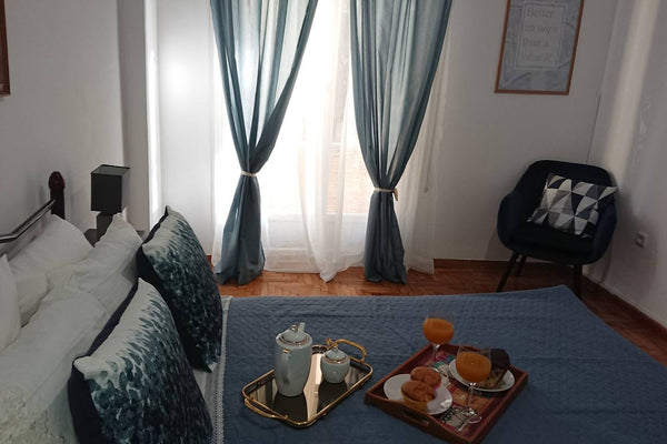 A recently renovated apartment in the centre of Athens, 10 minutes from city cen GR New renovated apartment in the city centre Entire rental unit vacation rental 49783289