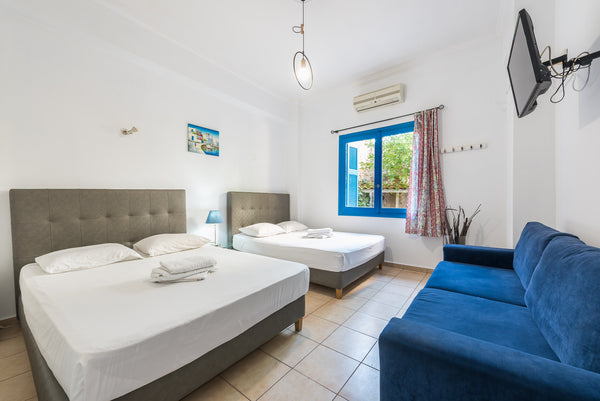 Enjoy easy access to everything from this perfectly located home base.<br /><br  Diemen, North Holland, Netherlands Group Friendly Budget Apartment in Kerameikos (23) Entire rental unit vacation rental 52944990