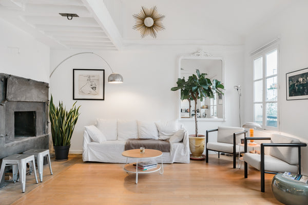 <b>The space</b><br />Inside the picturesque Passage Lhomme courtyard, ideally l Paris, France BRIGHT, SPACIOUS AND QUIET DUPLEX IN BASTILLE Entire rental unit vacation rental 28267605