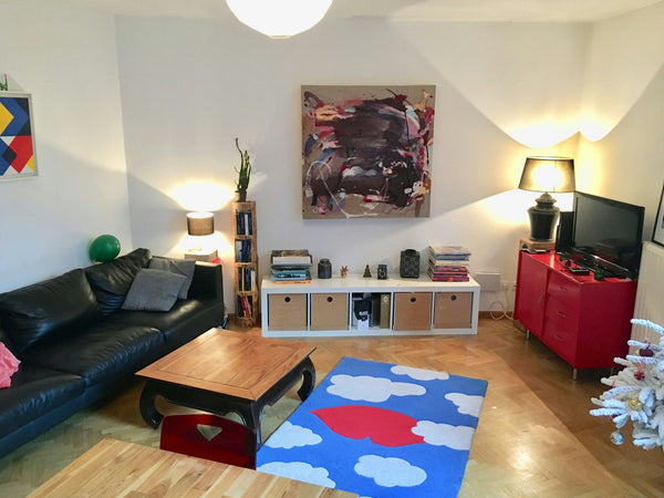 Bel appartement tout équipé de 95m2 avec balecon à 50 mètres du métro jean jaurè Montreuil, France Bel appartement 50 mètres du métro jean jaurès Entire rental unit vacation rental 22304525