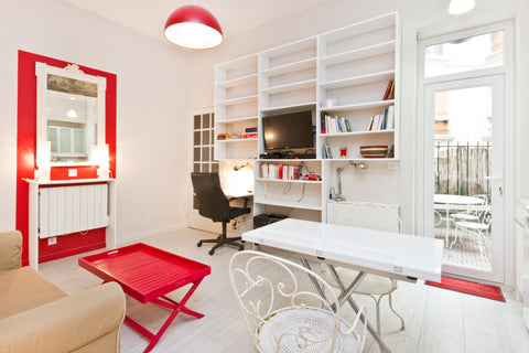 <b>The space</b><br />Its location facing the inner courtyard makes it a very qu Le Vésinet, France Bel appartement 37 m2 Montmartre Entire rental unit vacation rental 3592776