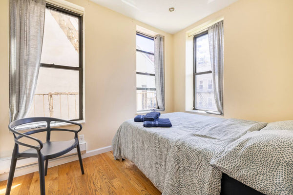 Discover the epitome of comfort and convenience at this spacious Upper West Side New York, NY Rental unit in New York · 4 bedrooms · 4 beds · 2 baths Entire rental unit vacation rental 992223450433159581