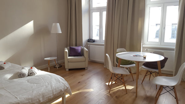 Nice, central apartment in a turn of the century house. The apartment is newly r Vienna, Austria Central historic newly renovated apartment Entire rental unit vacation rental 23225739