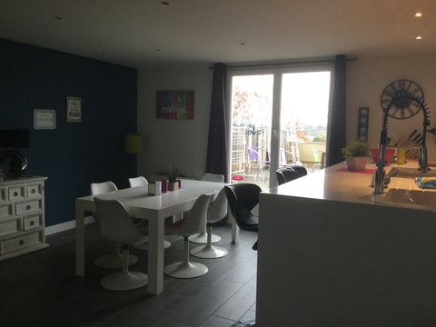 Appartement moderne et lumineux, à 10 mn de Bordeaux centre en voiture et trois   Appartement moderne et lumineux proche Bordeaux Entire rental unit vacation rental 21545126