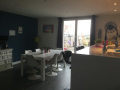 Appartement moderne et lumineux, à 10 mn de Bordeaux centre en voiture et trois   Appartement moderne et lumineux proche Bordeaux Entire rental unit vacation rental 21545126