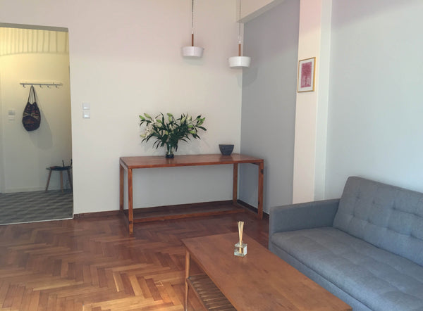 Sunny and stylish one-bedroom apartment in the hippest part of downtown Athens.  Athens, Attica, Greece 5th floor 1 bedroom flat in Exarheia Entire rental unit vacation rental 20276020