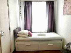 This wonderful 6th floor shared appartment offers a unique view on the Boulevard Brussels, Belgium Quiet bedroom (trundle bed)/ ULB / Bois La Cambre Private room in rental unit vacation rental 21973227