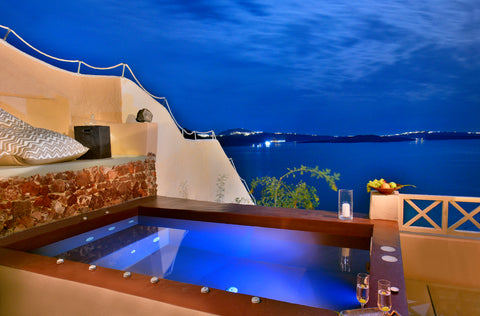 Avax Villa by K&K is a breathtaking house in Oia's caldera. Renovated in 2019, i Voula, Greece AVAX VILLA by K&K Entire home vacation rental 34992668