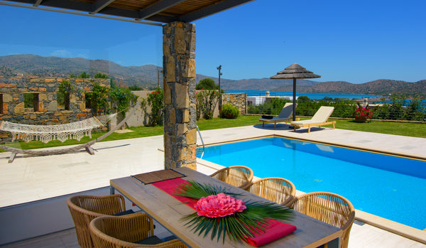 Notos Villa is a villa with three bedrooms.<br />Also features a private pool an Agios Nikolaos, Greece 