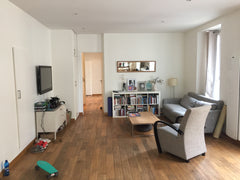Large and bright apartment with one bedroom located near historic Buttes aux Cai Paris, France Cozy & Chic appartment, easy access to main sites Entire rental unit vacation rental 12590333