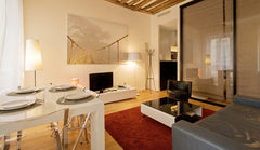 Très bel appartement dans un immeuble classé au cœur du Marais historique, avec  Paris, France Turenne Rivoli Entire rental unit vacation rental 21918317