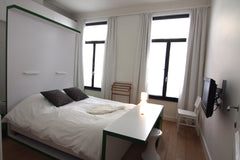 B-sis is de uitvalsbasis van Katrien en Sofie voor iedereen die Brussel op het r Keerbergen, Belgium Gastenkamer B-sis Private room in rental unit vacation rental 23722686