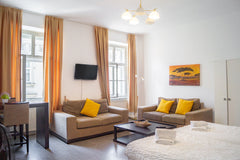 Only 250 meters from Wien Rennweg train station and with a direct connection to   11 Central Apts. - Ideal for up to 45 Persons Entire rental unit vacation rental 49106647