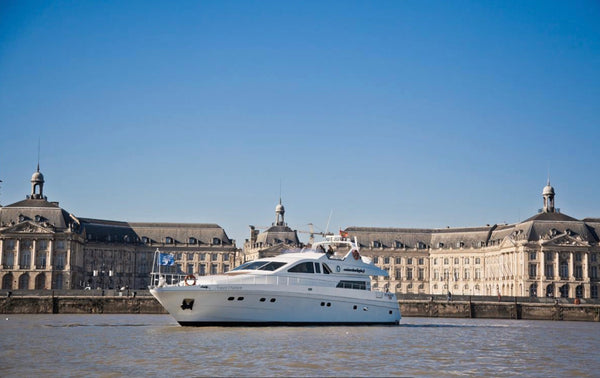 / English below ↓ / Español abajo ↓ /<br /><br />UNIQUE A BORDEAUX !<br />Les ba  Logement entier - Bateau  Bordeaux - Noma Yachting Houseboat vacation rental 48556225