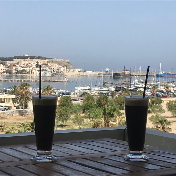 The apartment (approx. 80 m2) two bedrooms, a bathroom a fully equipped kitchen   Rethymno, apartment on the beach with nice view Entire rental unit vacation rental 43167418