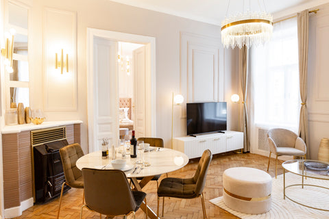 A unique place in a central location,  just a minute from the metro station and  Vienna, Austria ☆ ☆ ☆ ☆ Free Cancellation ☆ 6 min to Opera ☆ ☆ ☆ ☆ Entire condo vacation rental 694158720972349053