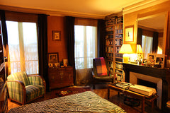 FOR MEN, GAYS GUYS OR "GAY-FRIENDLY".<br />BREAKFAST INCLUDED.<br />Alain, gay m Paris, France B&B, Gay Life Style for Men. Paris Private room in rental unit vacation rental 863468