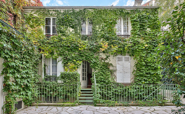 Venez profiter du calme et du chant des oiseaux dans le 17ème arrondissement de   17ème, un écrin de verdure au coeur de Paris ! Entire rental unit vacation rental 29486073