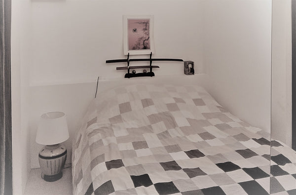 En plein centre familial du quartier de Valmy, à Lyon 9ème, vous serez à quelque Lyon, France Lyon centre : Très bel appartement F1 Rénové Entire rental unit vacation rental 28952047
