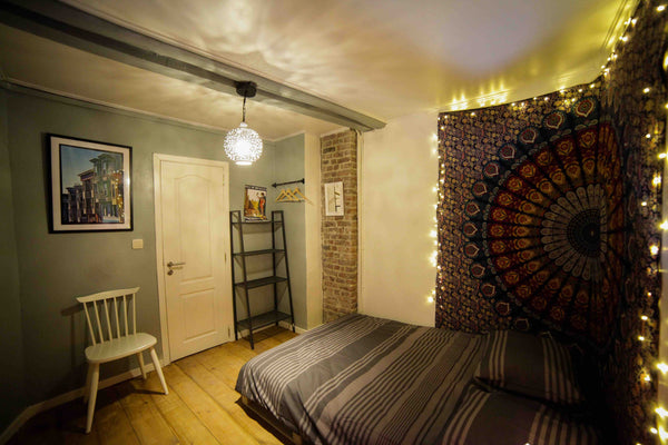 Située dans une des plus jolies ruelles piétonnière de Bruxelles au coeur du qua Brussels, Belgium A Bruxelles Centre Petite chambre privée au Sablon Private room in townhouse vacation rental 48787834