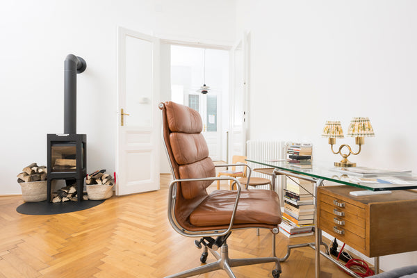 In Vienna's 7th district, a beautiful old building flat with a separate walk-out Vienna, Austria Design Apartment Neubau Entire rental unit vacation rental 650022051640962696