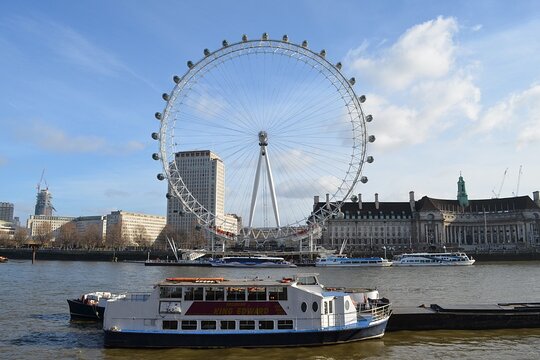 Fast Track London Eye and Tower of London Small Group Tour with local expert Private Tours and Travel Guide Europe London CITY London Destination Tour