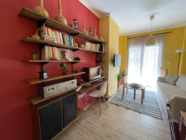 This particular apartment is located in the heart of Thessaloniki. It is just 5  Serres, Greece Elpiriana's Modern Central House in Thessaloniki Entire condo vacation rental 52278668