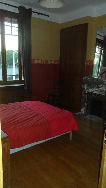 Chambre individuelle (possibilité de la fermer à clef) dans villa avec salon, sa  Location chambre individuelle Private room in home vacation rental 9019744