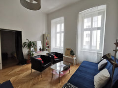 Charming and bright appartment with high ceilings in the second district of Vien Vienna, Austria Apartment Alliierte III Entire rental unit vacation rental 41893122